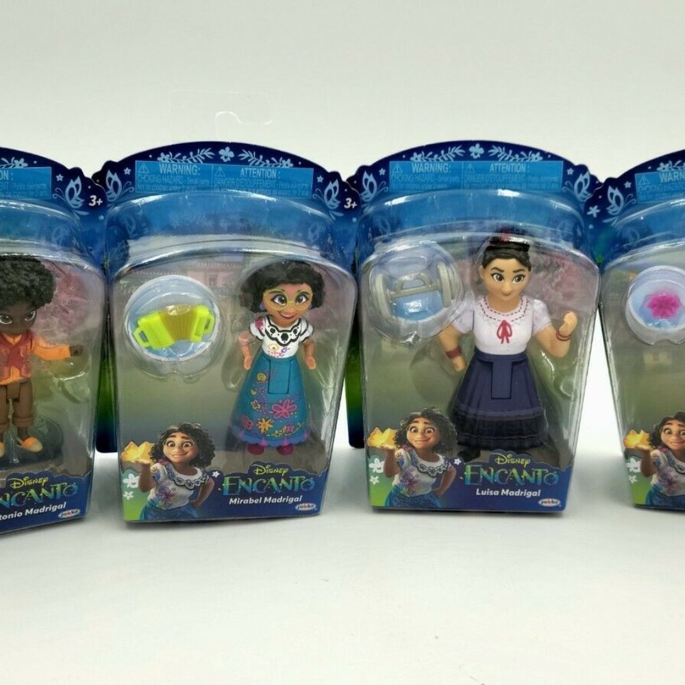 Disney ENCANTO Movie 3" Figure Dolls-MIRABEL, ANTONIO, LUISA & ISABELA Set of 4